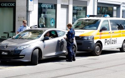 ¿Te han puesto una multa en el extranjero? Esto es lo que puede pasar