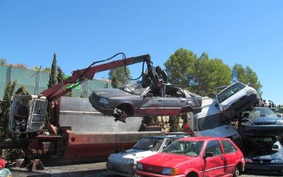 ¿Cómo han evolucionado los desguaces a lo largo de la historia? Del cementerio de coches a los modernos CATv