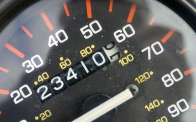¿Cómo saber si el cuentakilómetros de un coche de segunda mano ha sido manipulado?