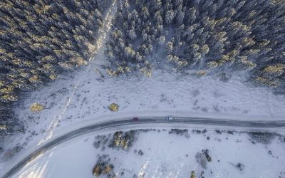 ¿Vas a esquiar con tu coche? Consejos que no debes olvidar