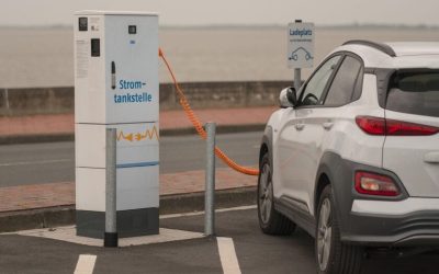 El Gobierno podría regular los puntos de carga de los coches eléctricos