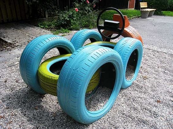 Coche rueda juego