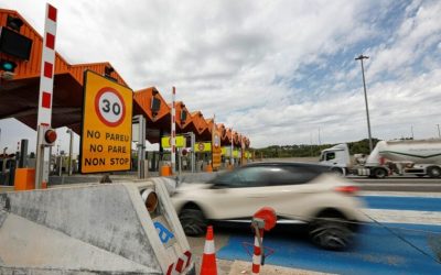 El Gobierno da marcha atrás con los peajes por el uso de autovías