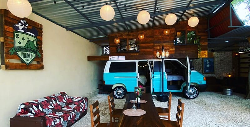 VW Transporter T4 Habitación Premium Eco-Camping Vocho Hotel