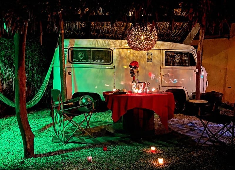 VW Combi T2 Habitación Premium Eco-Camping Vocho Hotel